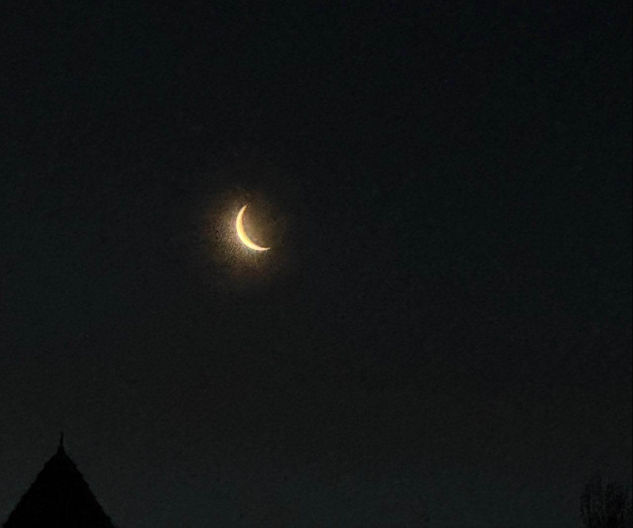 The Moon over Hamburg, Deutschland — waning crescent, Lunar Day 27