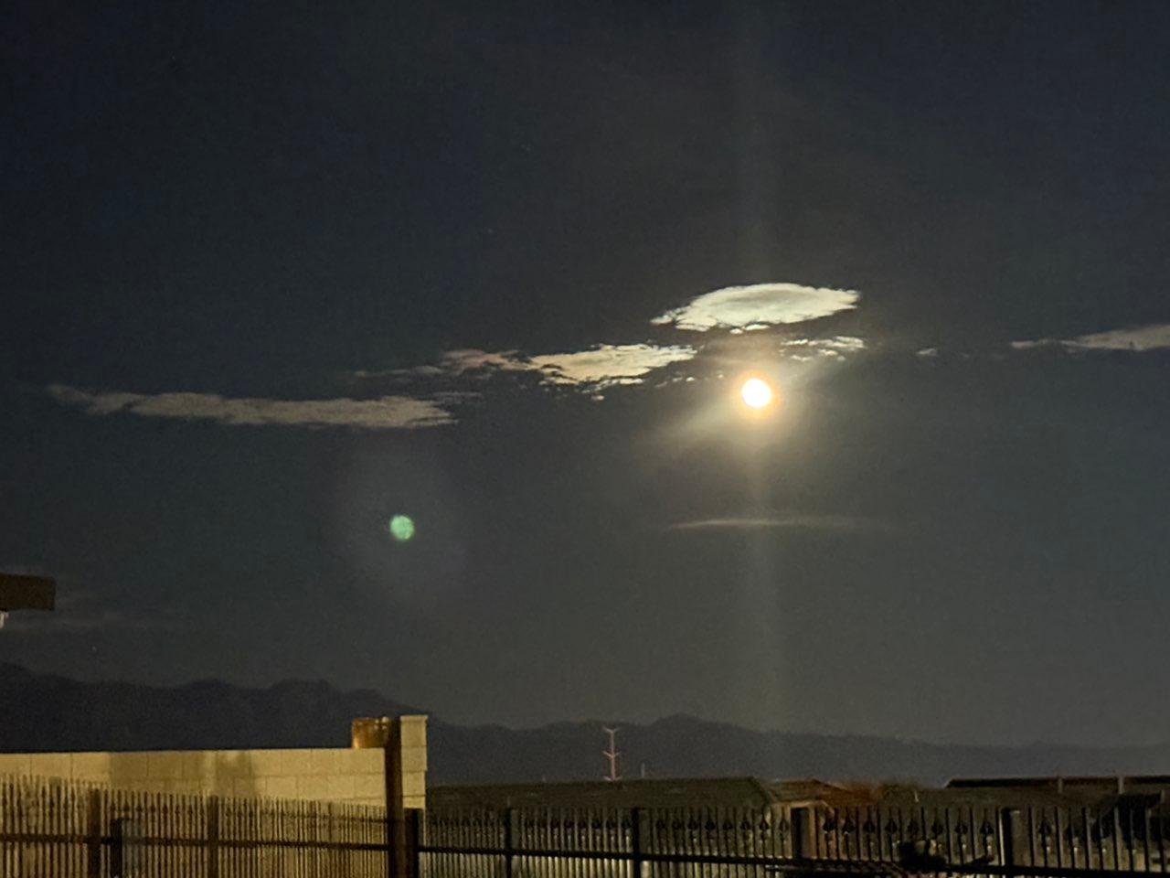 The Moon over Las Vegas, United States — waning gibbous, Lunar Day 18