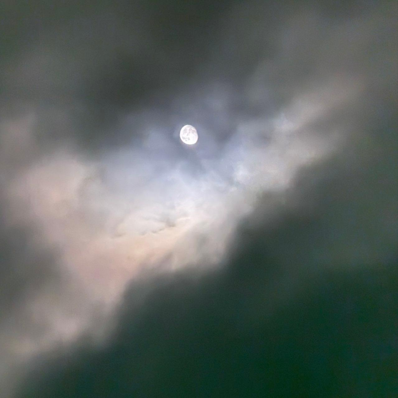 The Moon over Forsheda, Sverige — waning gibbous, Lunar Day 18