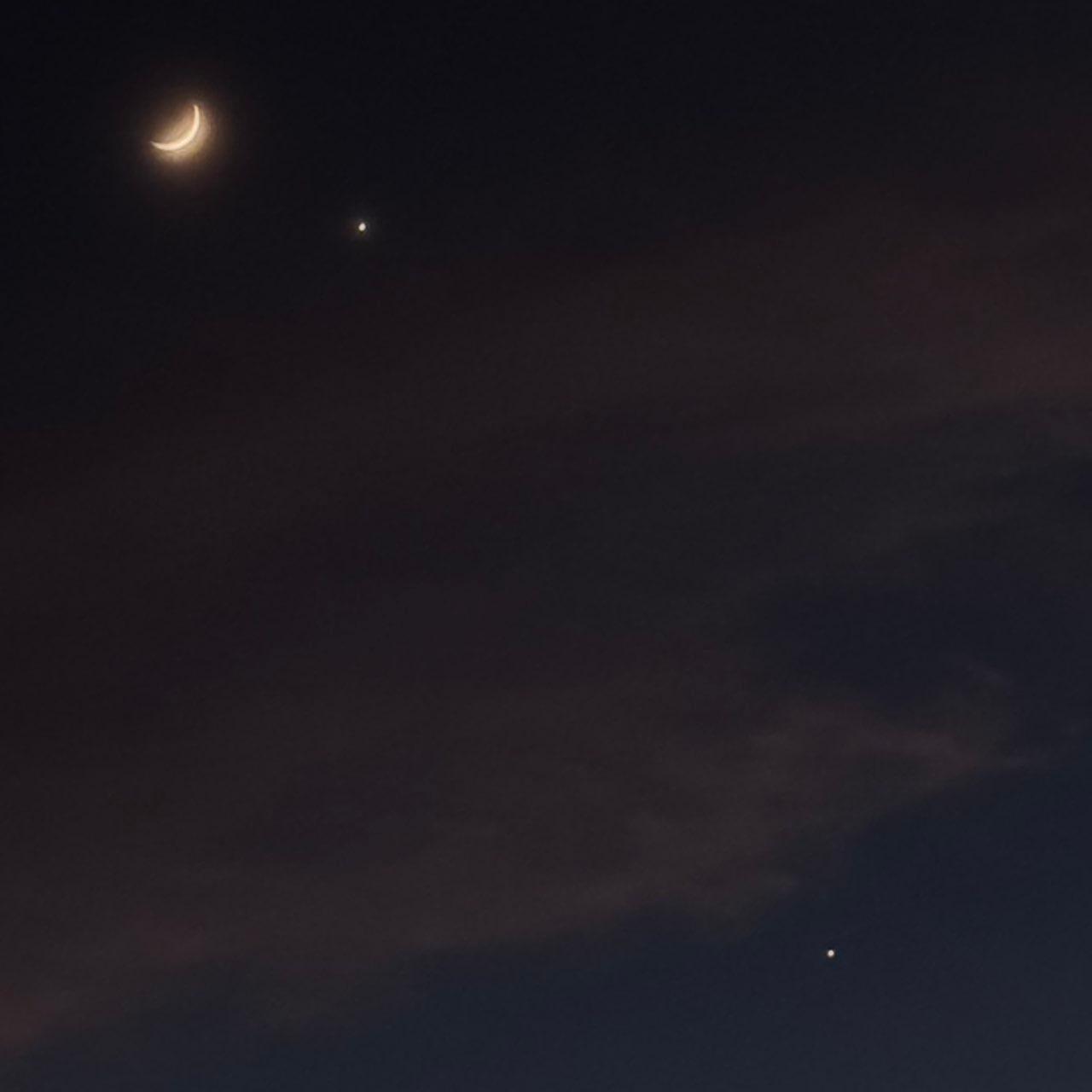 The Moon over Pawleys Island, United States — waxing crescent, Lunar Day 4