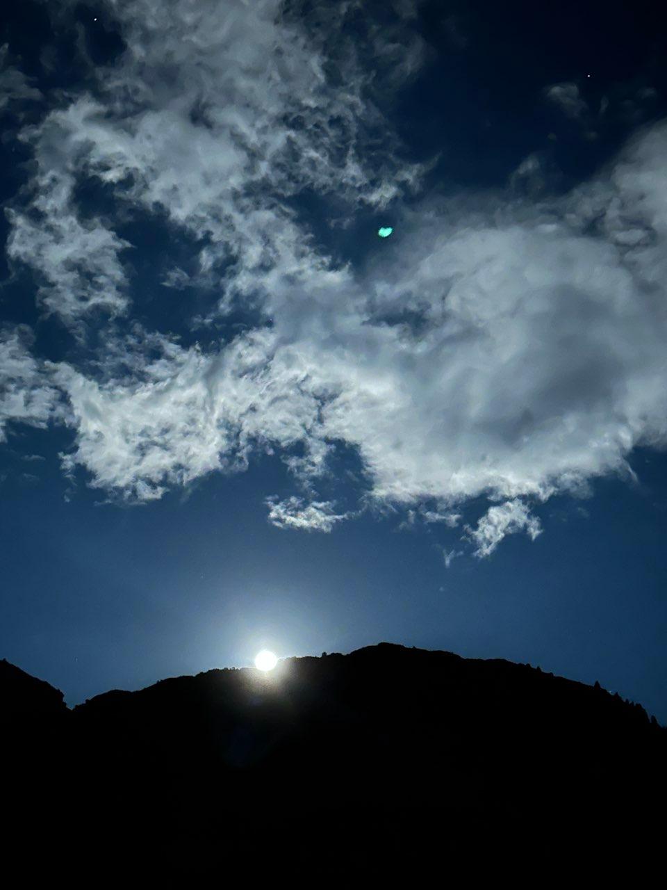 The Moon over Lech am Arlberg, Österreich — full moon, Lunar Day 16