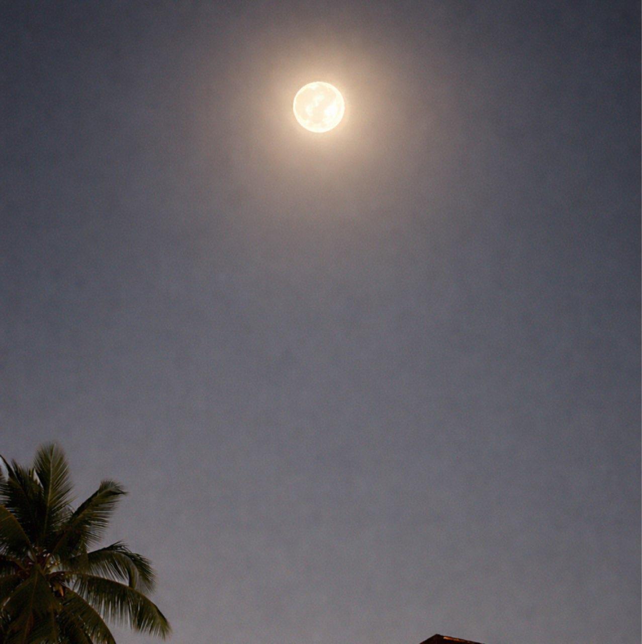The Moon over Kolkata, India — full moon, Lunar Day 15