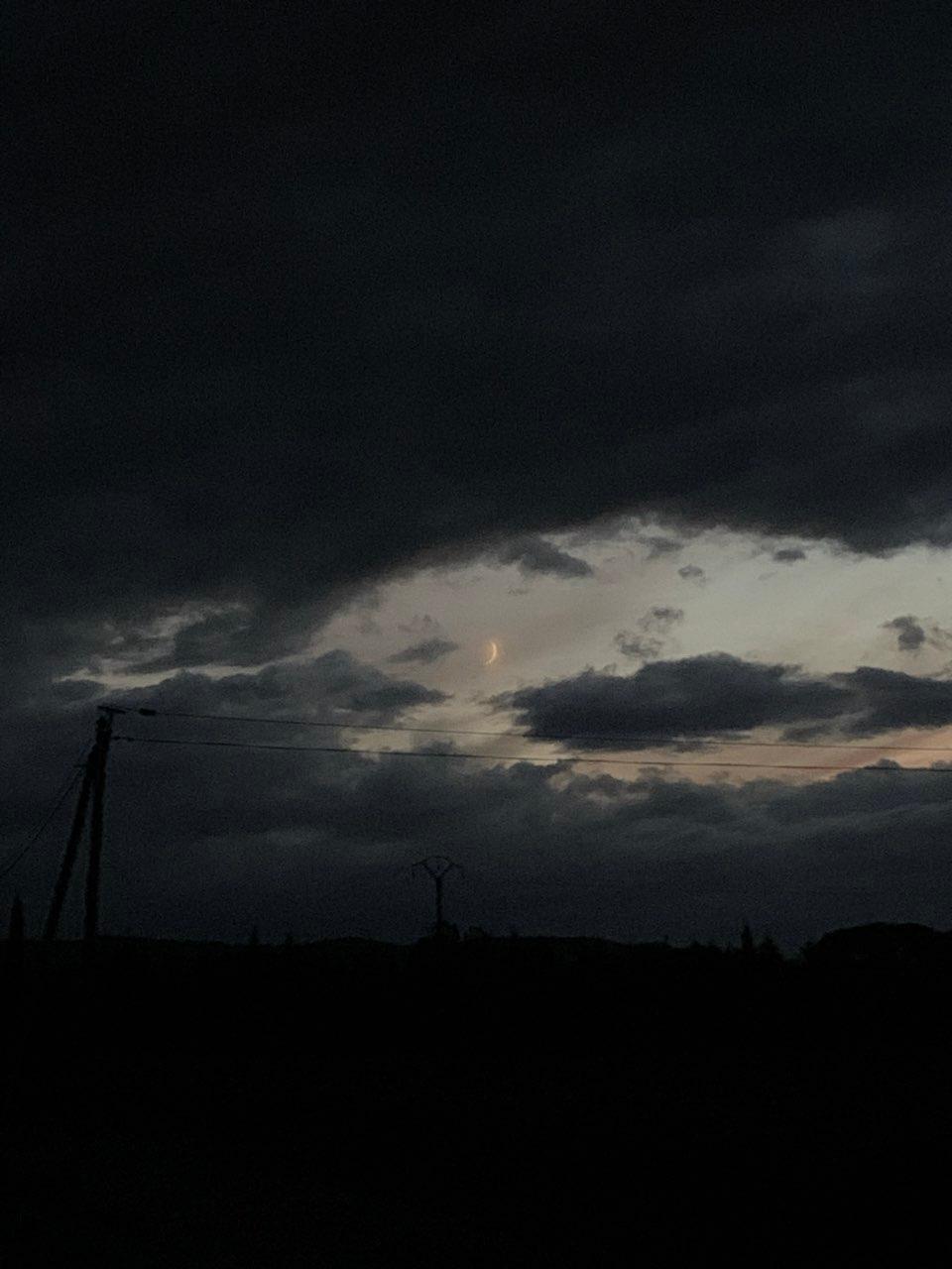 The Moon over Villesèquelande, France — waxing crescent, Lunar Day 5