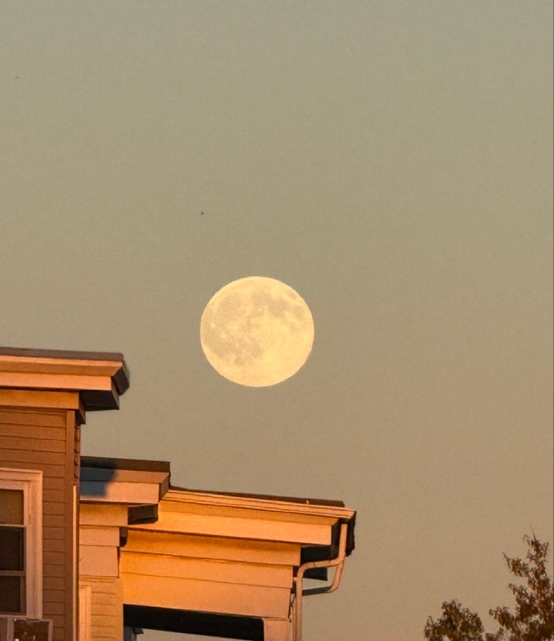 The Moon over Boston, United States — full moon, Lunar Day 16