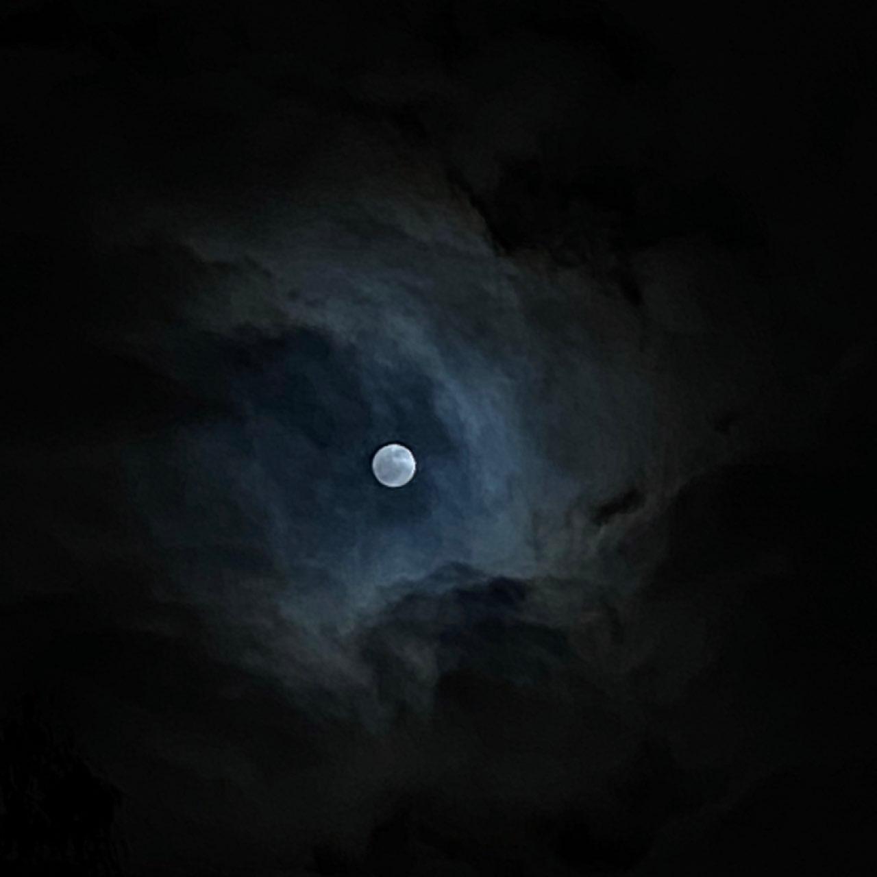 The Moon over Castanheira do Vouga, Portugal — full moon, Lunar Day 15