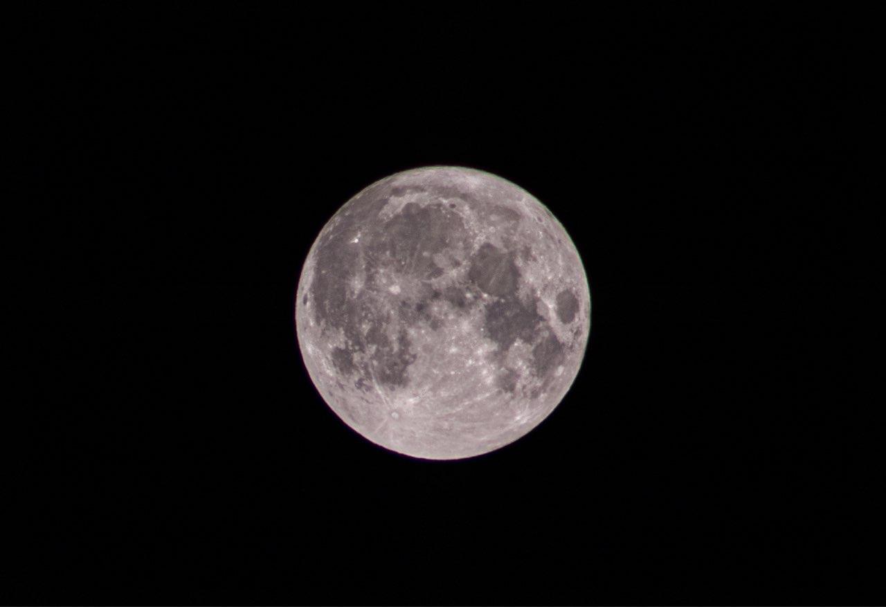The Moon over Rozzano, Italia — full moon, Lunar Day 15