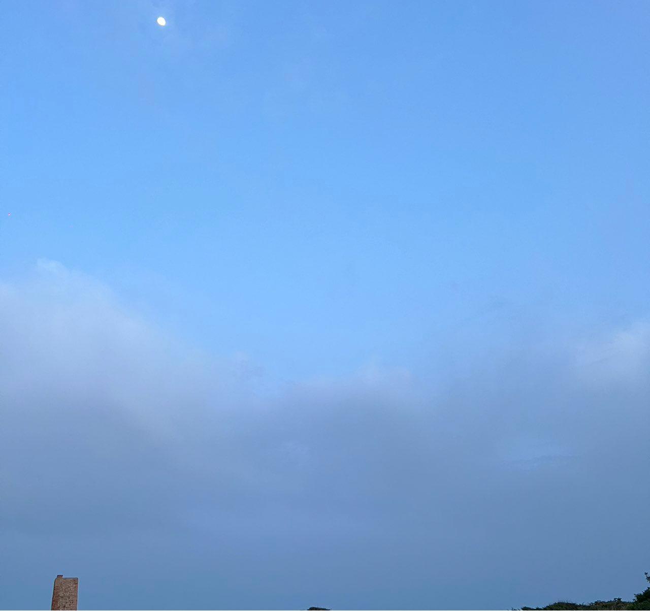 The Moon over Minsk, Belarus — waxing gibbous, Lunar Day 11
