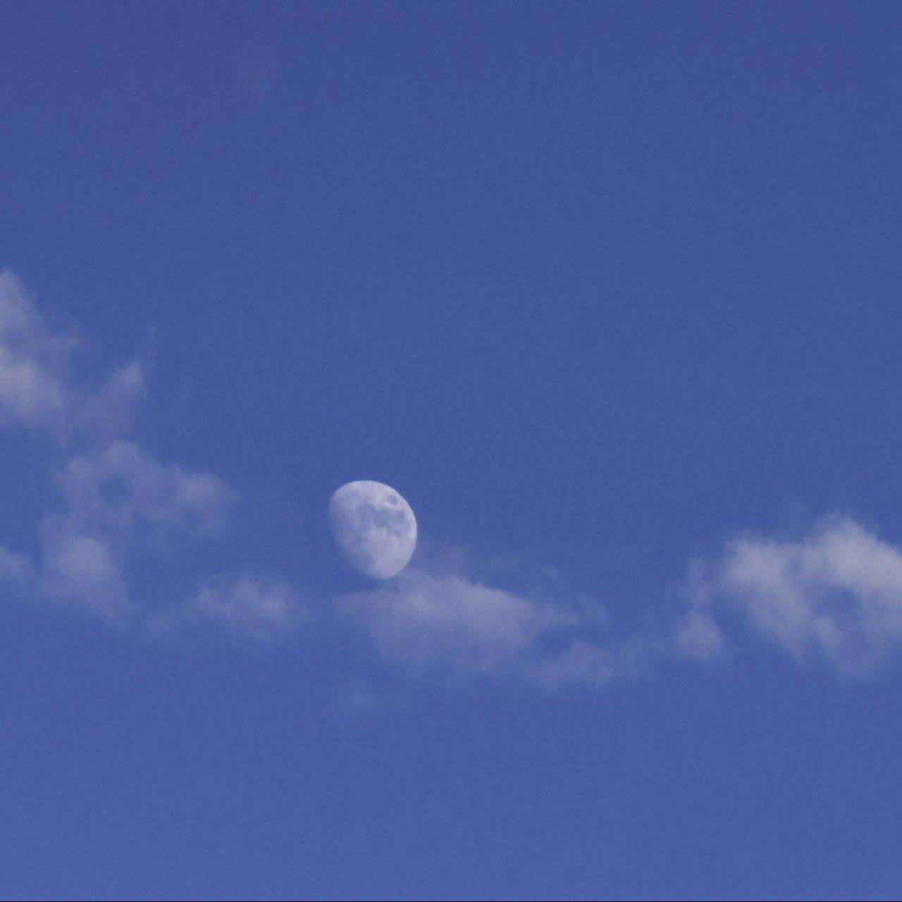 The Moon over El Paso, United States — waxing gibbous, Lunar Day 12