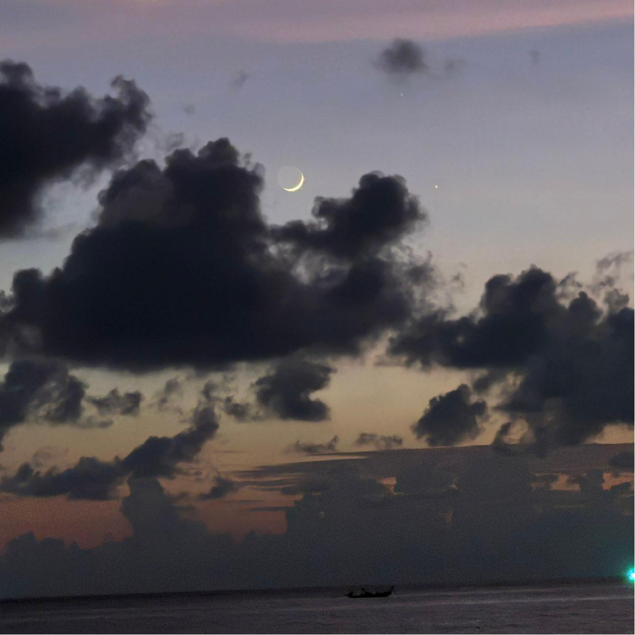 The Moon over Thailand — new moon, Lunar Day 3