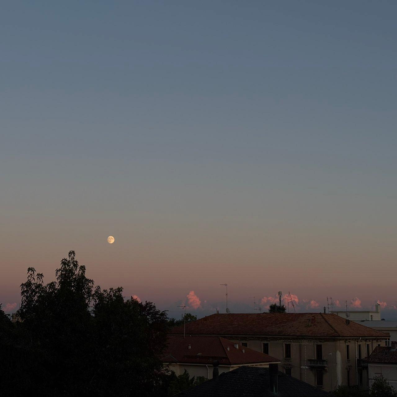 The Moon over Vigevano, Italy — waxing gibbous, Lunar Day 14