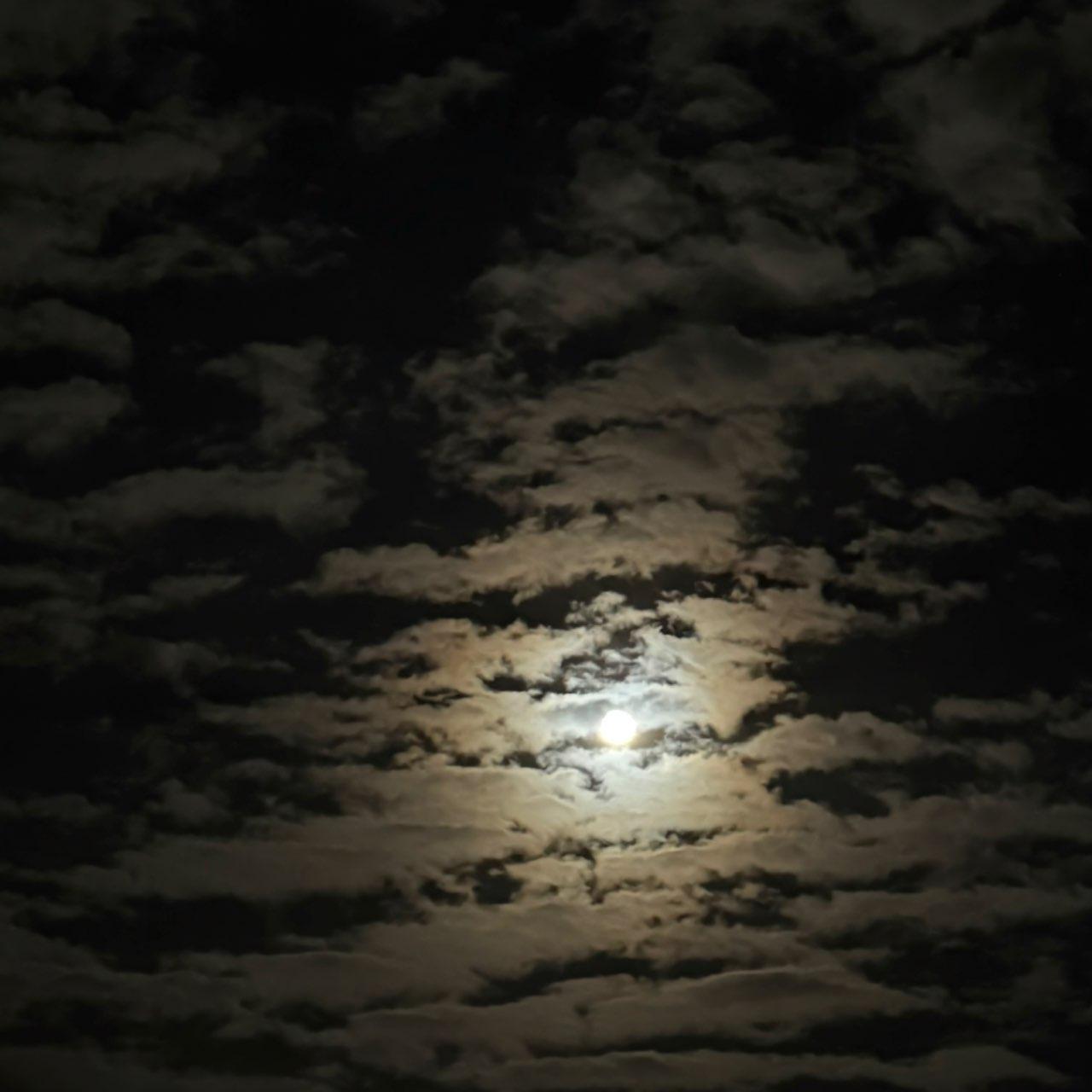 The Moon over Gratwein-Straßengel, Österreich — full moon, Lunar Day 16