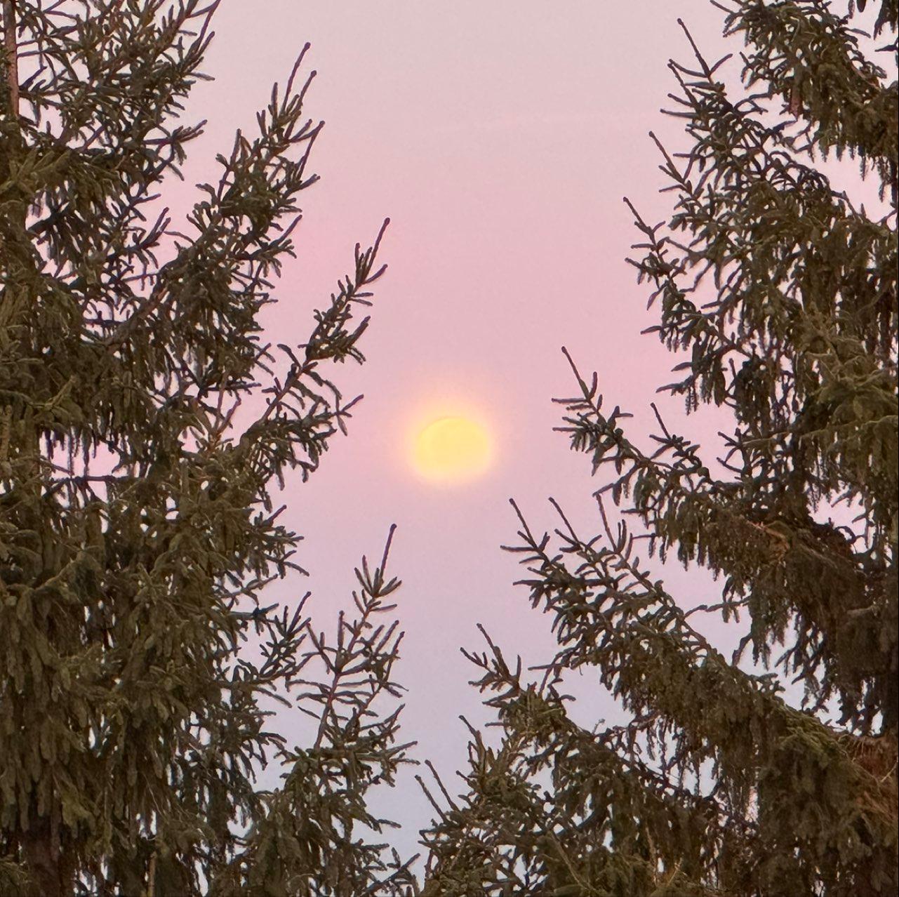The Moon over Chagrin Falls, United States — full moon, Lunar Day 16