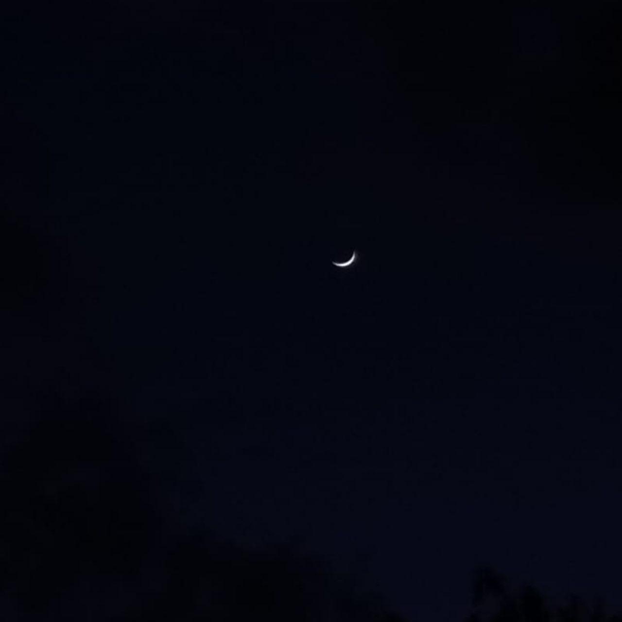 The Moon over Bari, Italia — waxing crescent, Lunar Day 5
