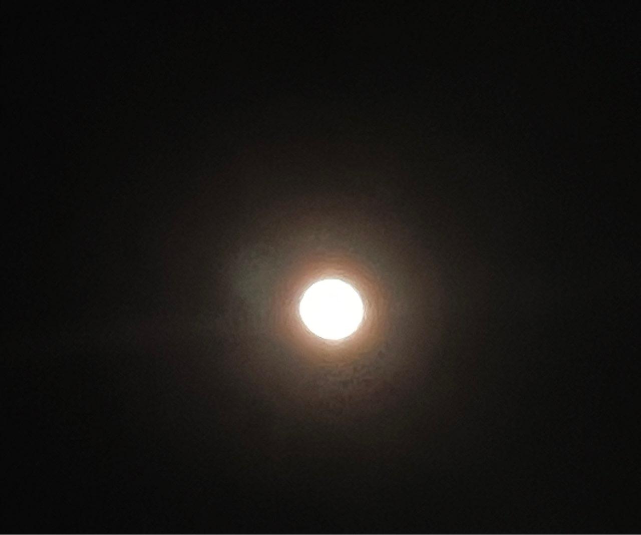 The Moon over Ciudad del Carmen, México — full moon, Lunar Day 17