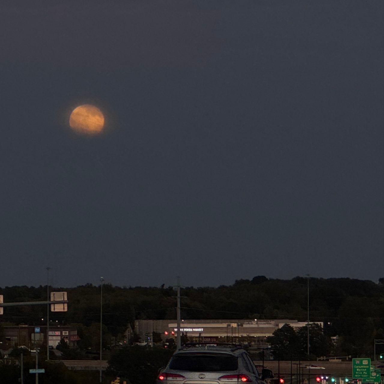 The Moon over Highland Hills, United States — full moon, Lunar Day 17
