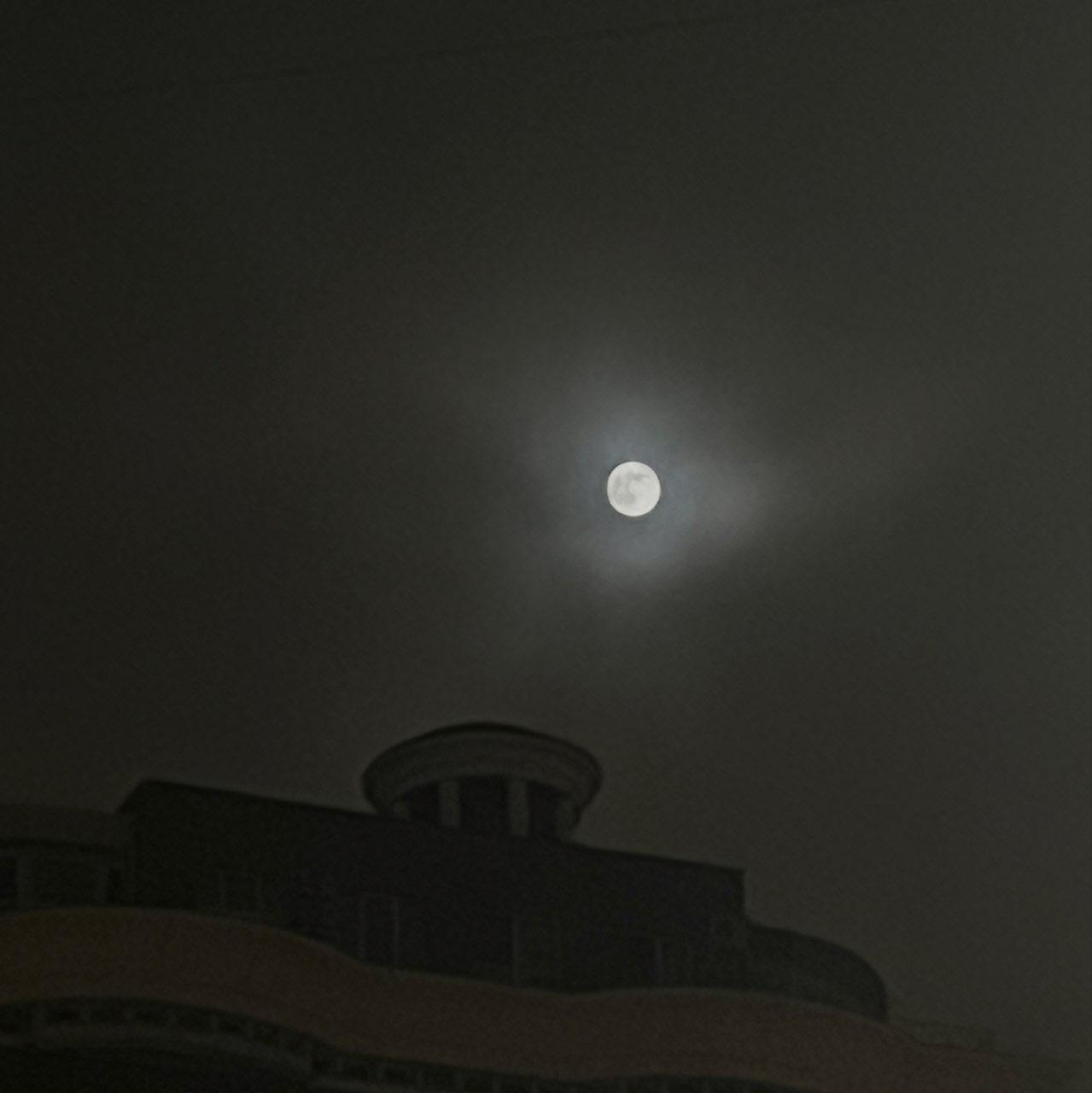 The Moon over Verla, Финляндия — full moon, Lunar Day 17
