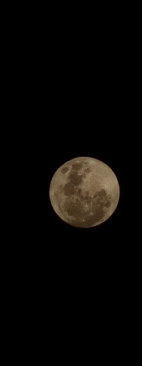 The Moon over Comodoro Rivadavia, Argentina — full moon, Lunar Day 16