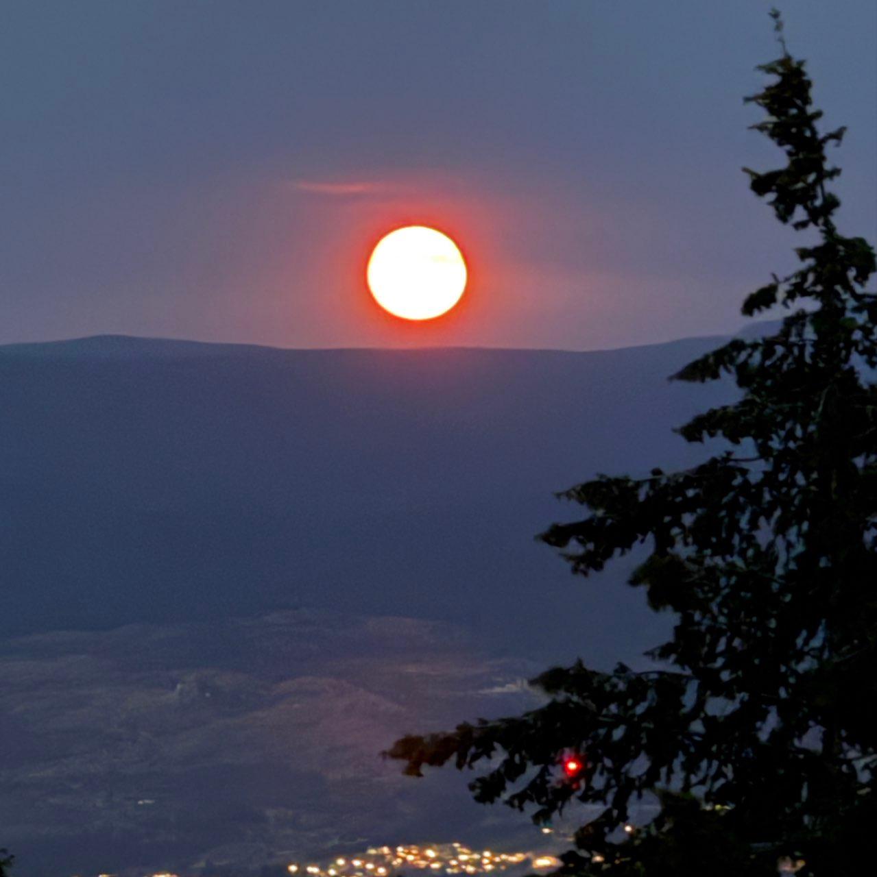The Moon over West Kelowna, Canada — full moon, Lunar Day 17