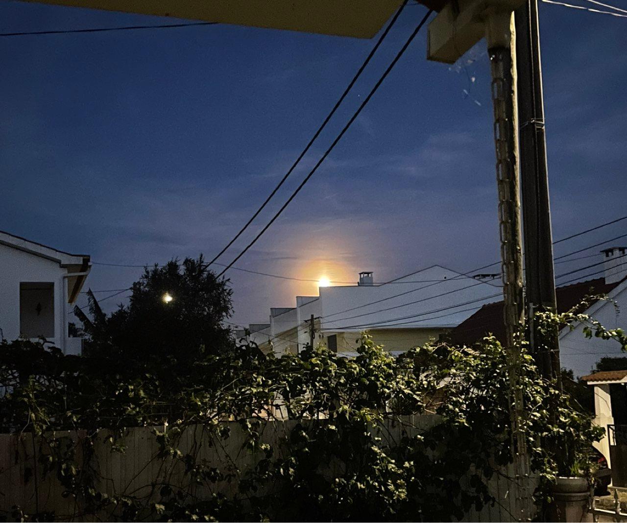 The Moon over Amora, Portugal — full moon, Lunar Day 15