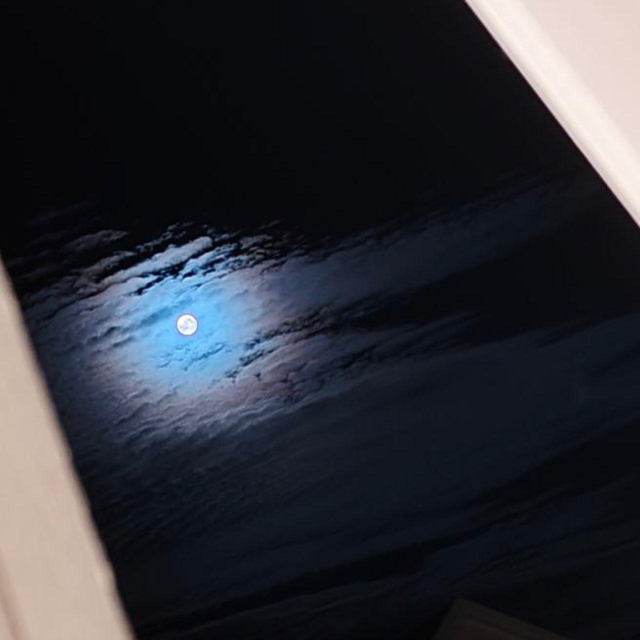 The Moon over Hamar, Норвегия — waning gibbous, Lunar Day 17