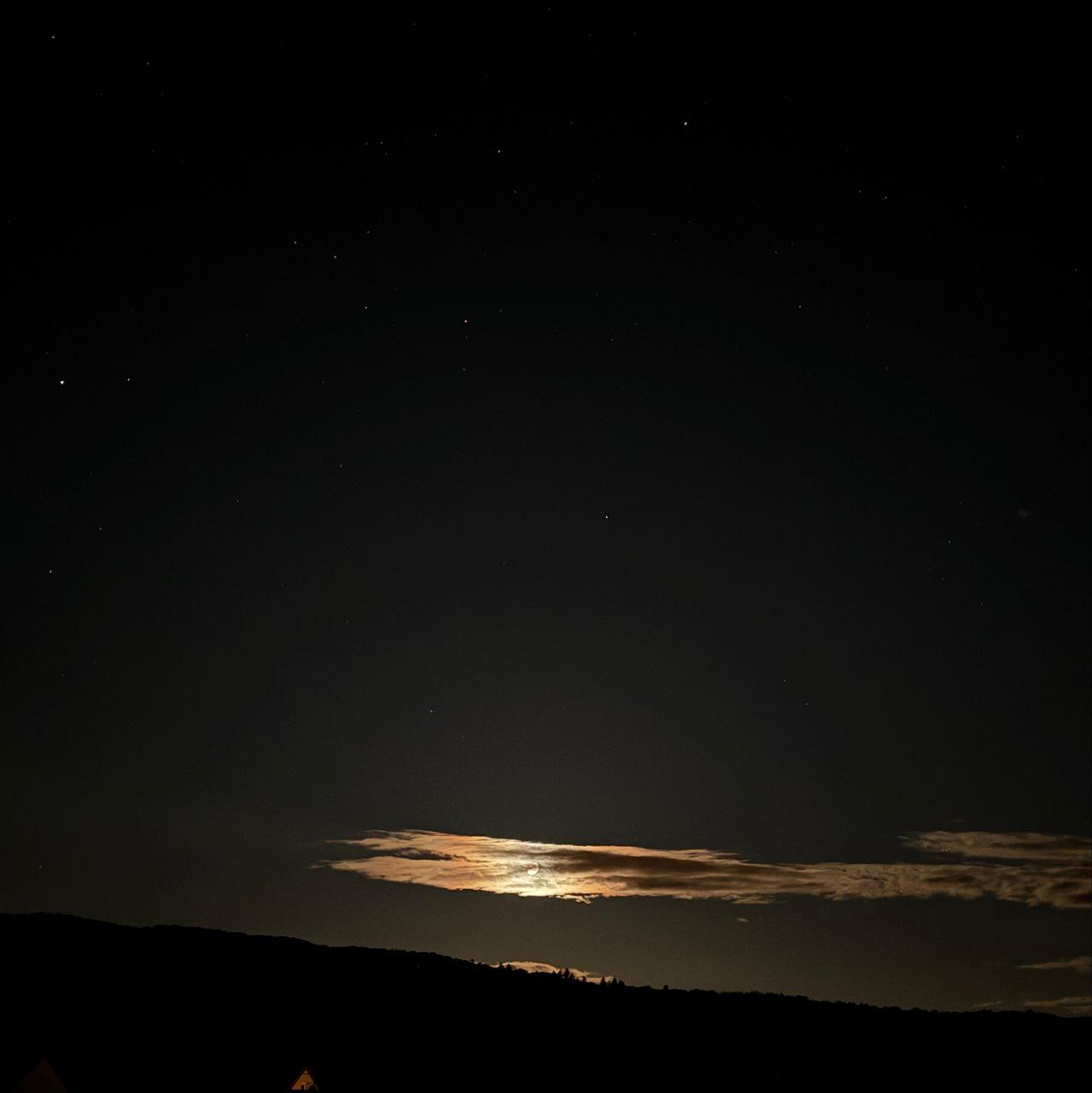 The Moon over Diekholzen, Deutschland — waxing gibbous, Lunar Day 11