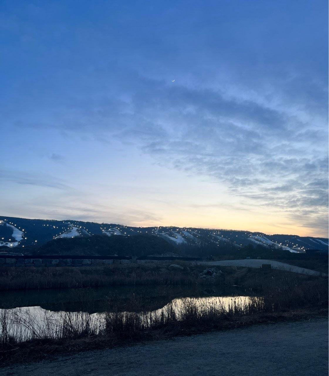 The Moon over The Blue Mountains, Canada — waxing crescent, Lunar Day 5