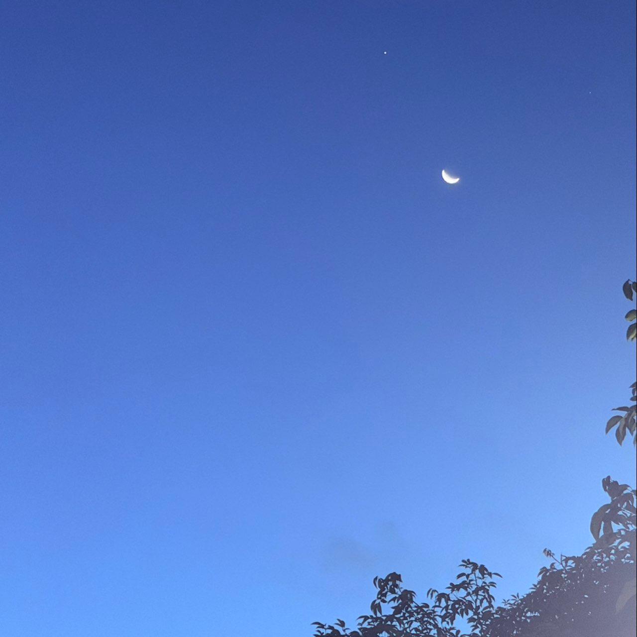 The Moon over Kabupaten Badung, Indonesia — waxing crescent, Lunar Day 5