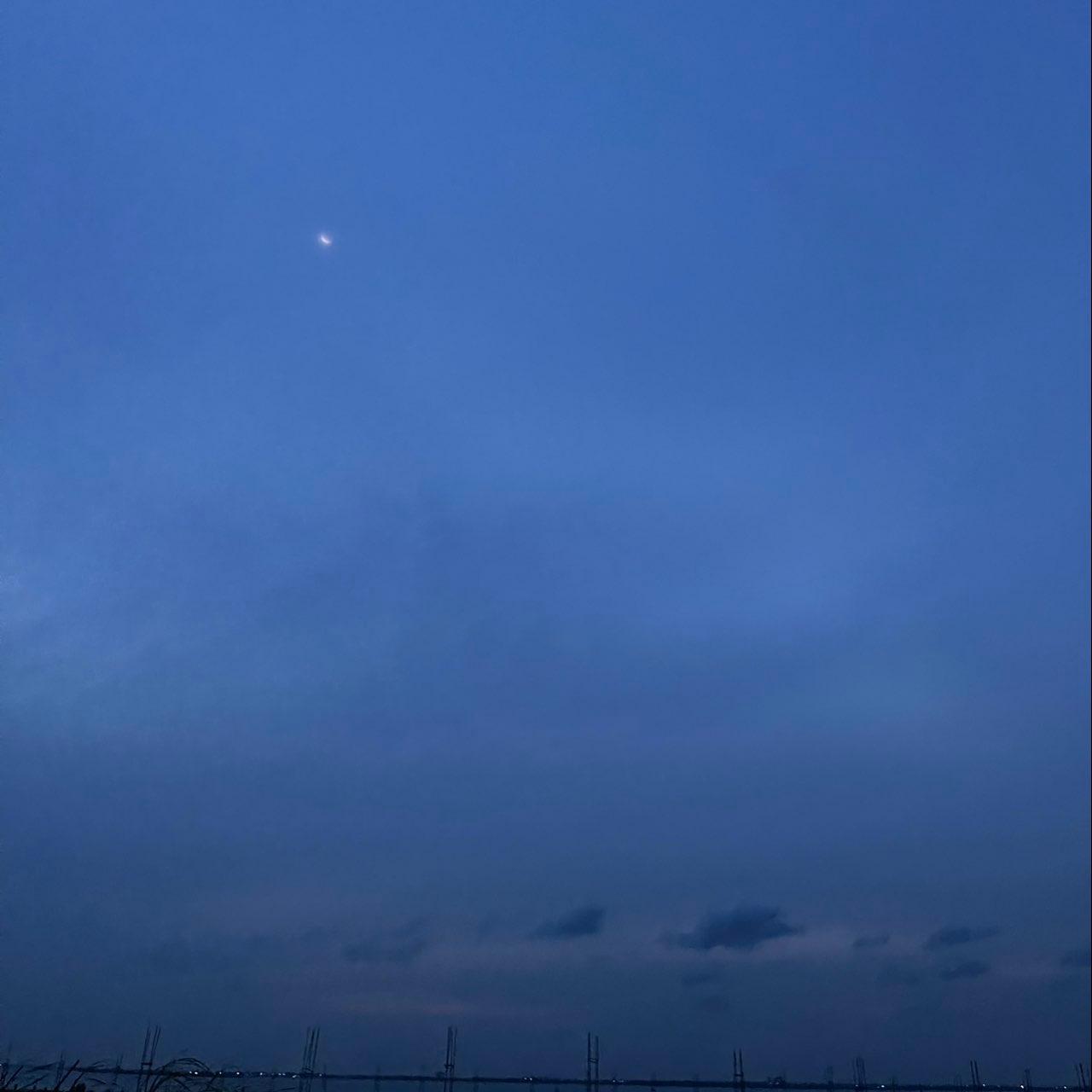 The Moon over Eti-Osa, Nigeria — waxing crescent, Lunar Day 6