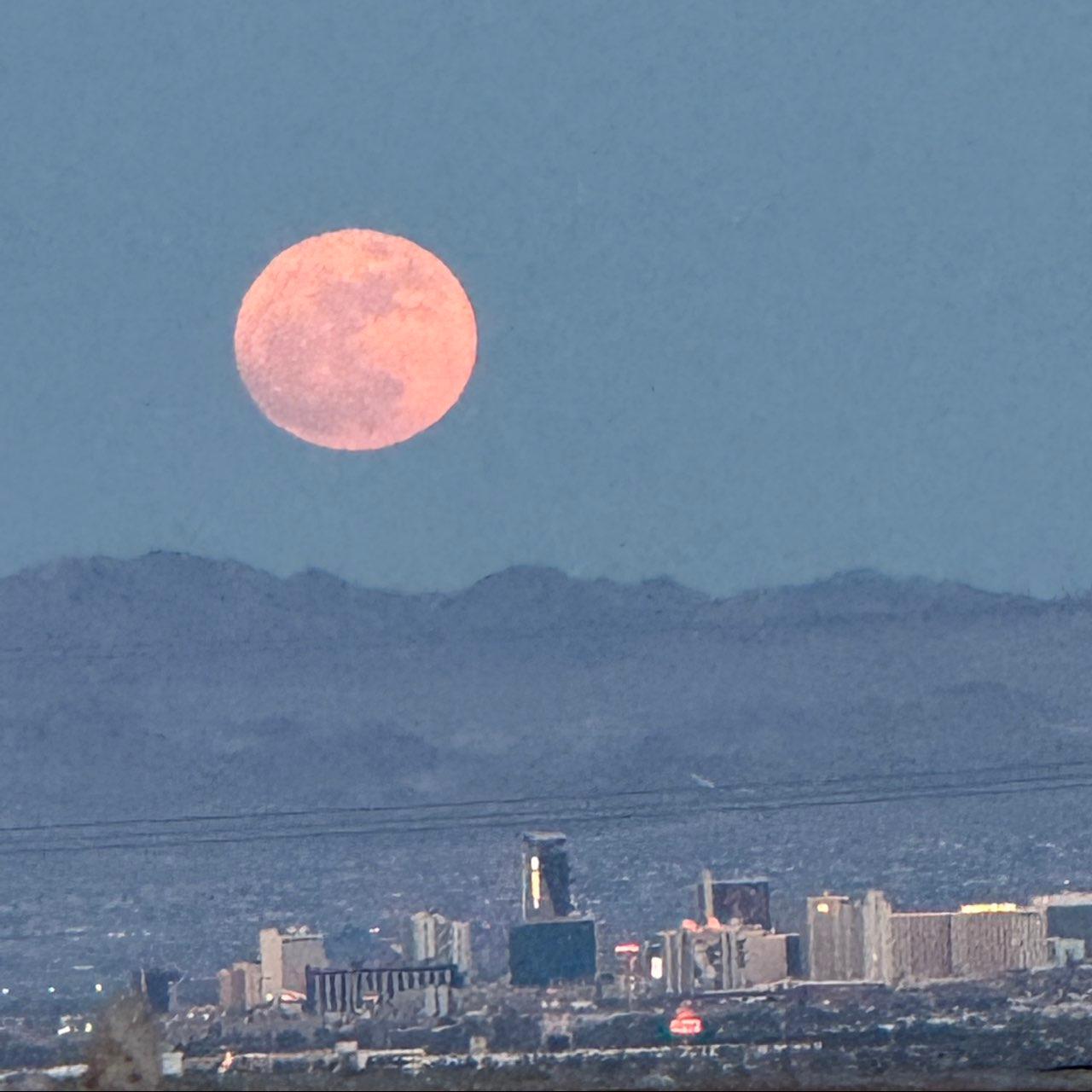 The Moon over Las Vegas, United States — full moon, Lunar Day 15