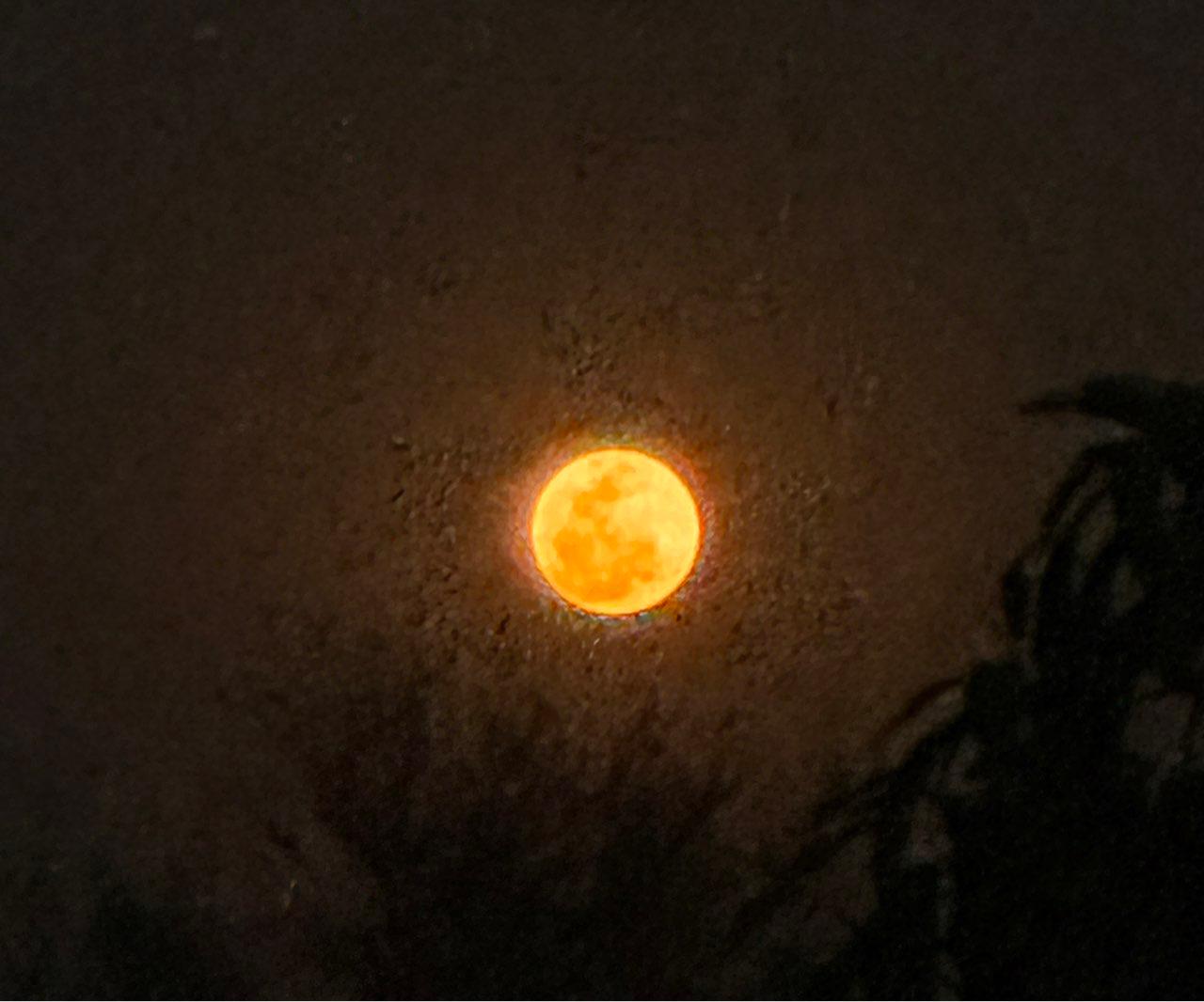 The Moon over Yurécuaro, México — full moon, Lunar Day 16