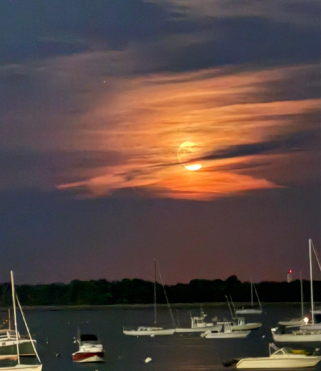 The Moon over Boston, United States — waning gibbous, Lunar Day 20