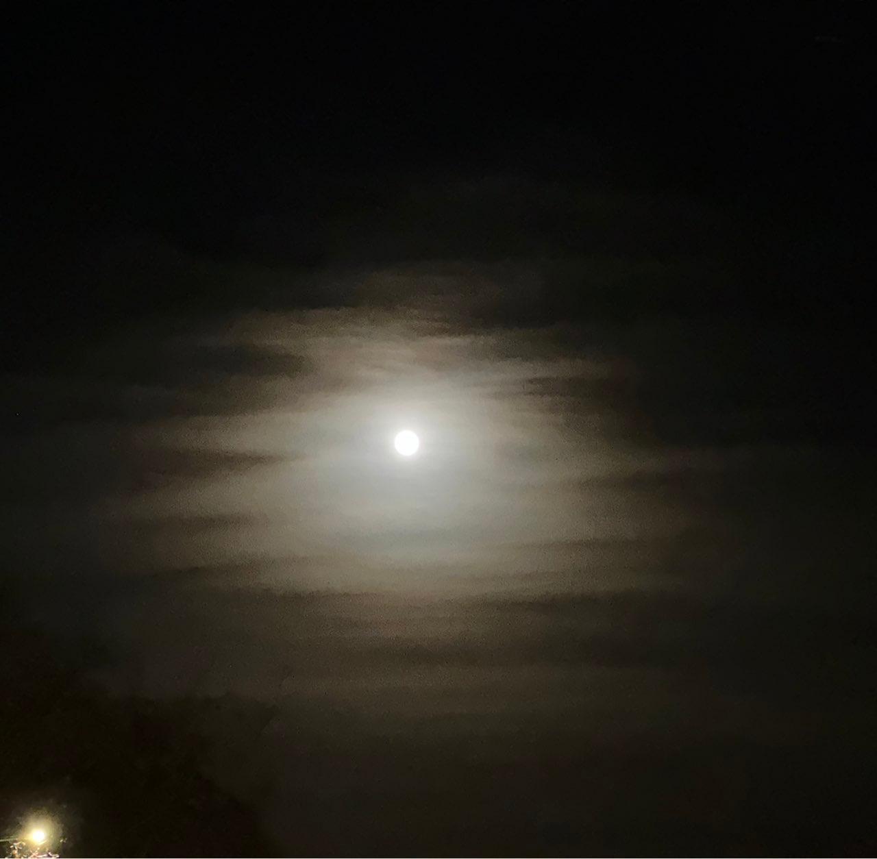 The Moon over Örebro, Sverige — full moon, Lunar Day 16