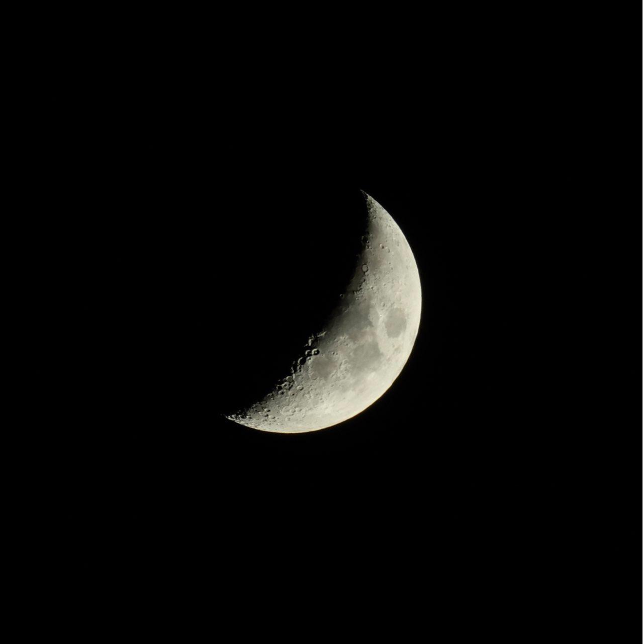 The Moon over Bochum, Deutschland — first quarter, Lunar Day 6