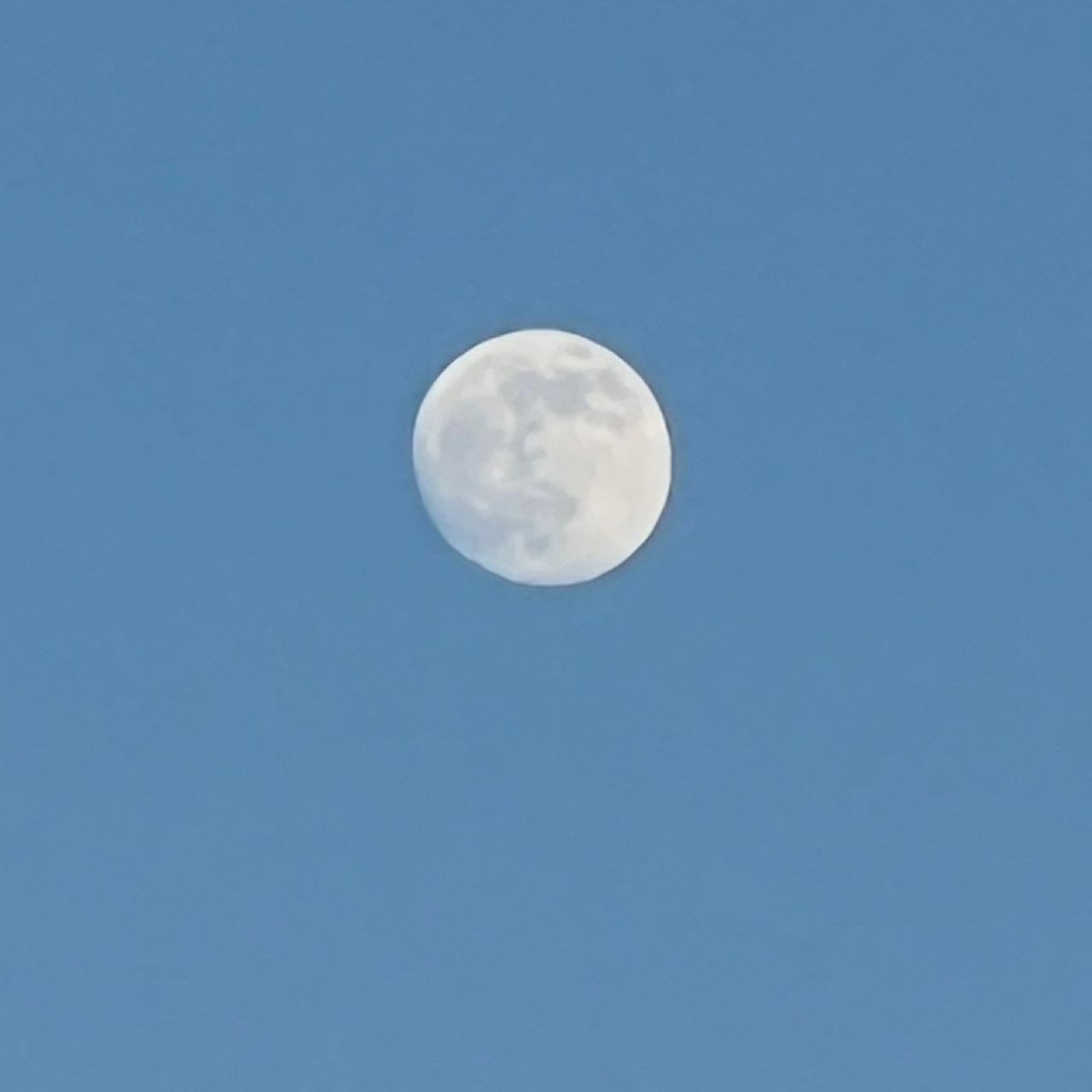 The Moon over Winnipeg, Canada — new moon, Lunar Day 2
