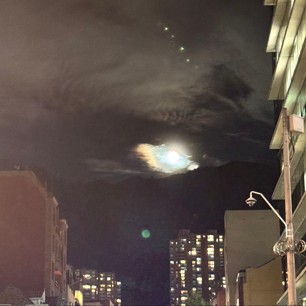 The Moon over Bogotá, Colombia — full moon, Lunar Day 16