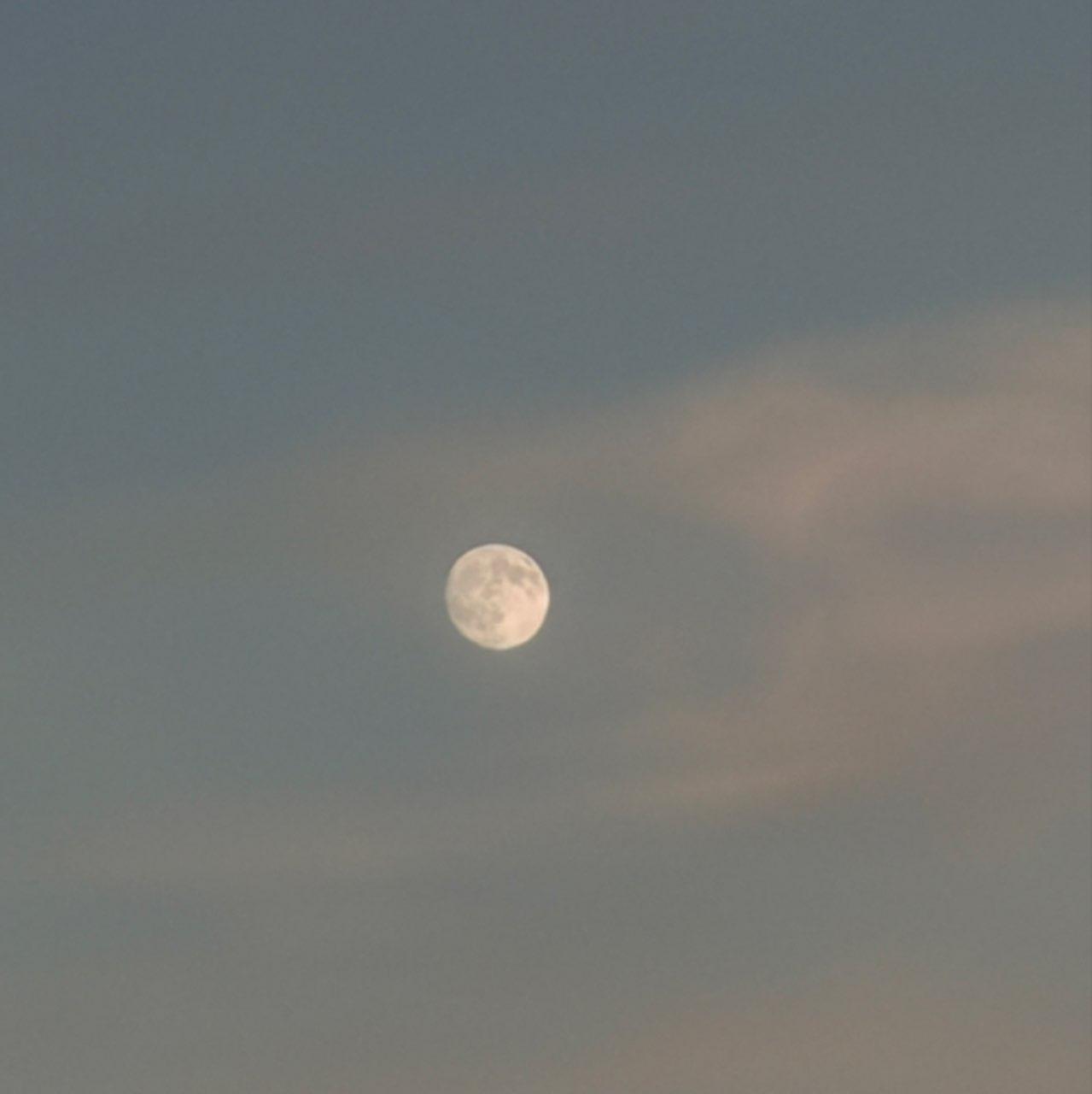 The Moon over Madrid, Spain — full moon, Lunar Day 15