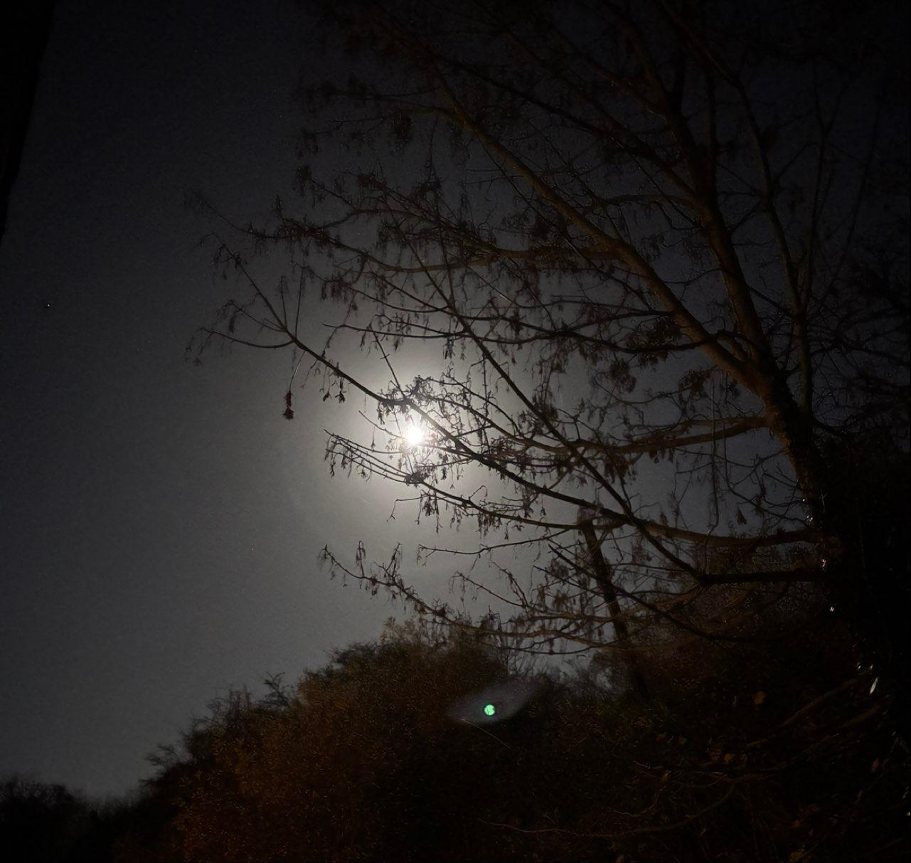 The Moon over Weymouth, United Kingdom — full moon, Lunar Day 16