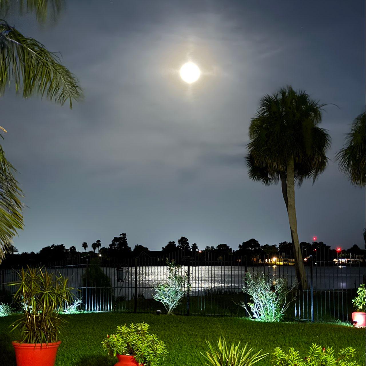 The Moon over New Orleans, United States — waning gibbous, Lunar Day 19