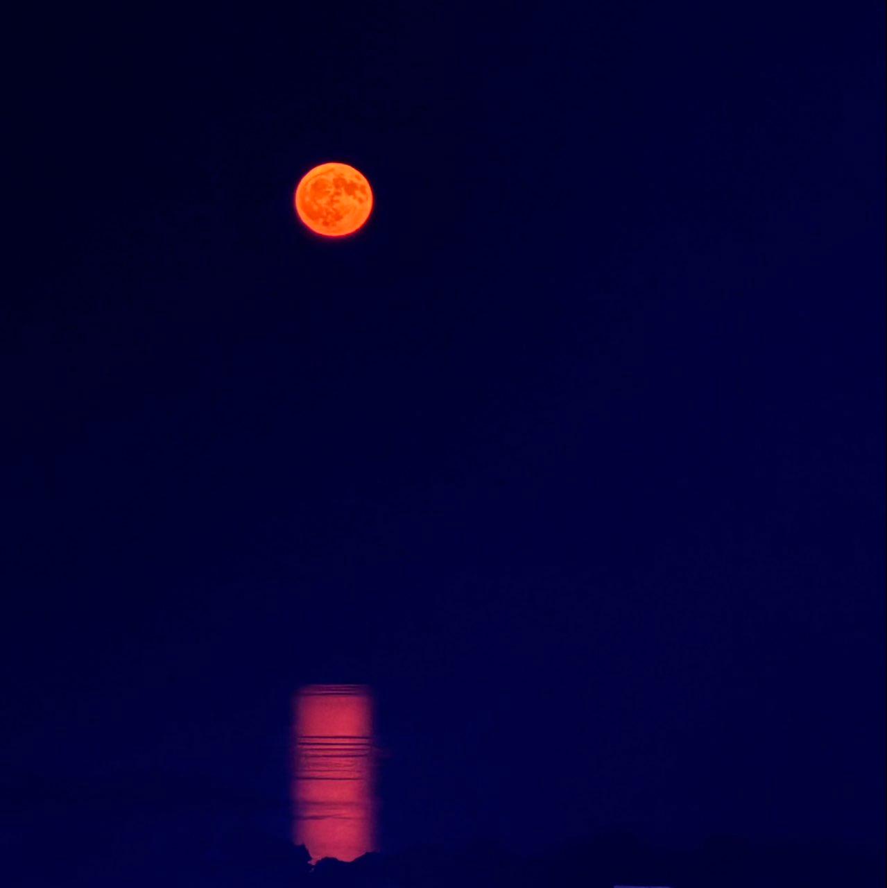 The Moon over Toronto, Canada — full moon, Lunar Day 16