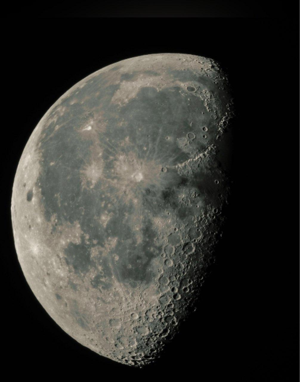 The Moon over Brisbane, Australia — full moon, Lunar Day 16