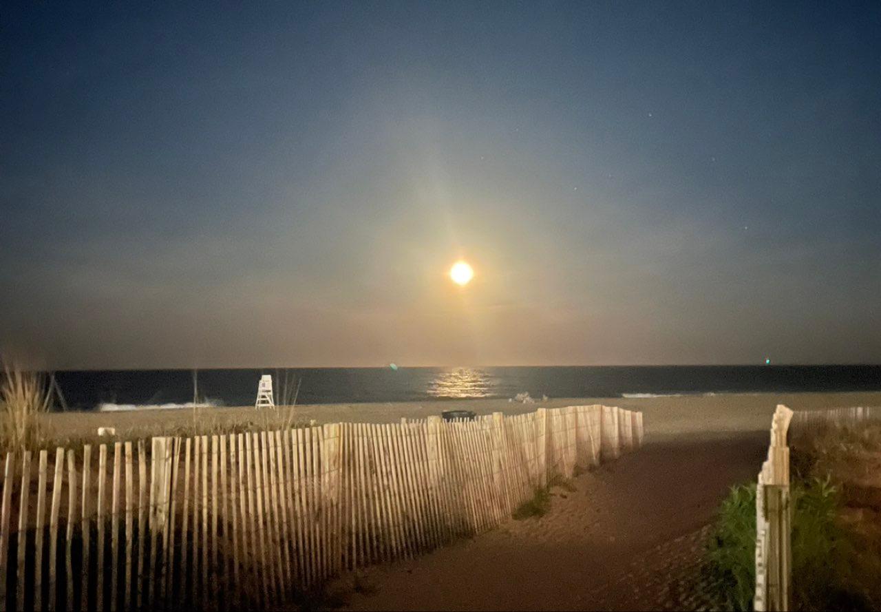 The Moon over Ocean City, United States — full moon, Lunar Day 17