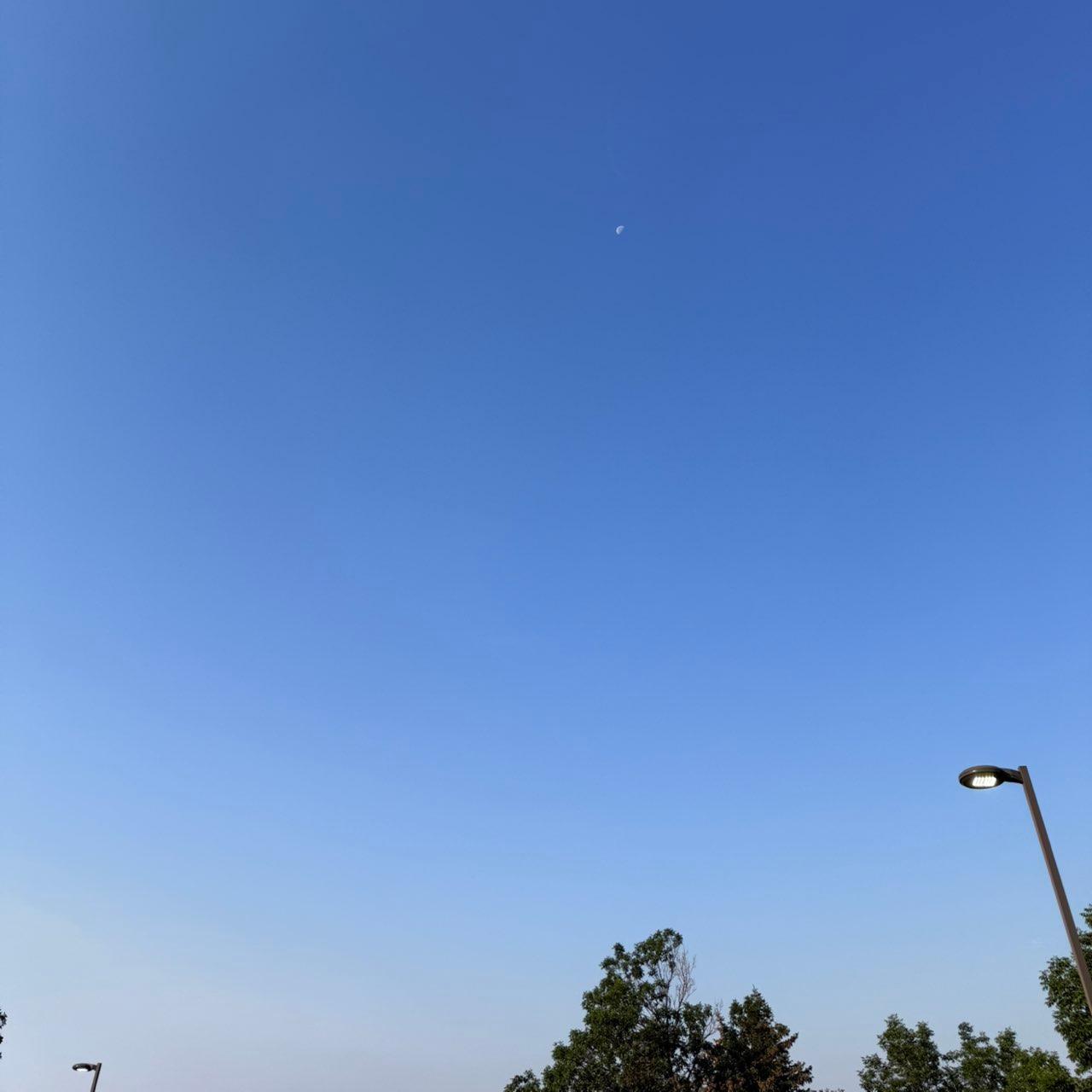 The Moon over Colorado Springs, United States — last quarter, Lunar Day 22