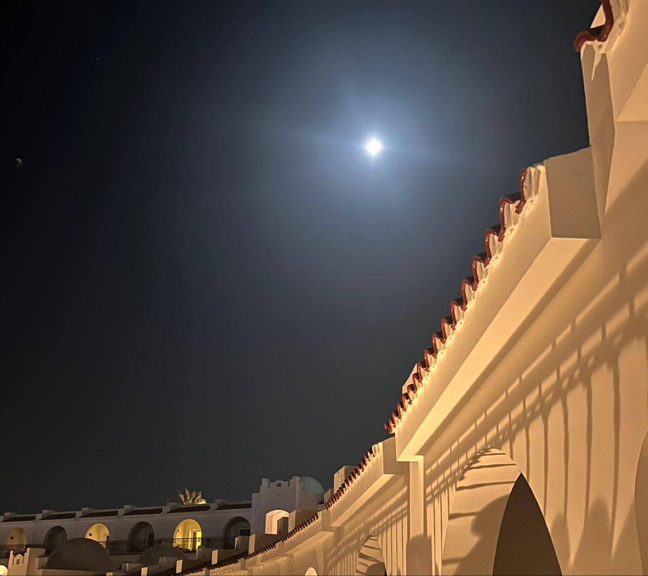 The Moon over Sharm el-Sheikh, Egypt — full moon, Lunar Day 15