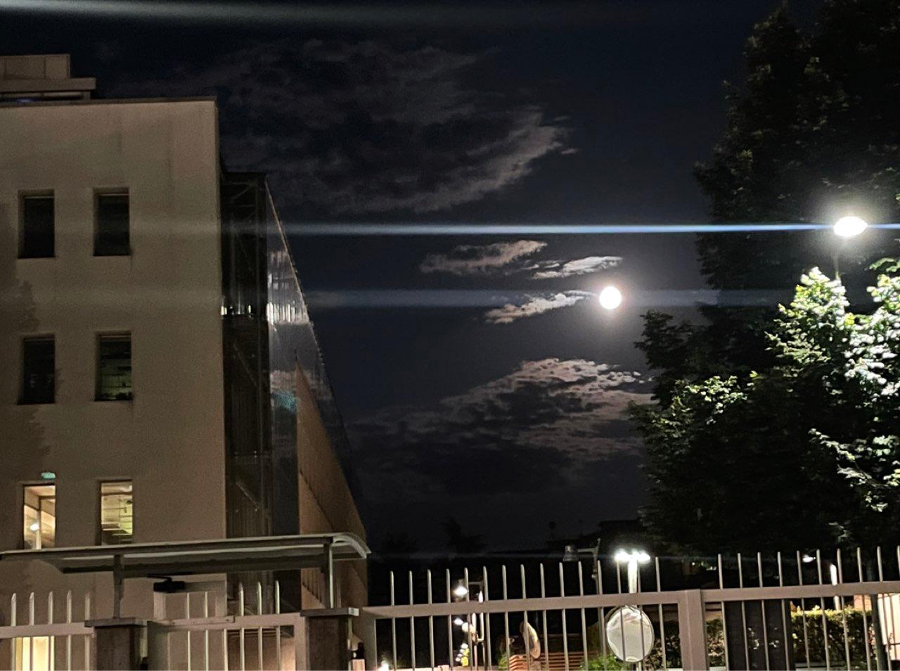 The Moon over Alba, Italia — full moon, Lunar Day 17