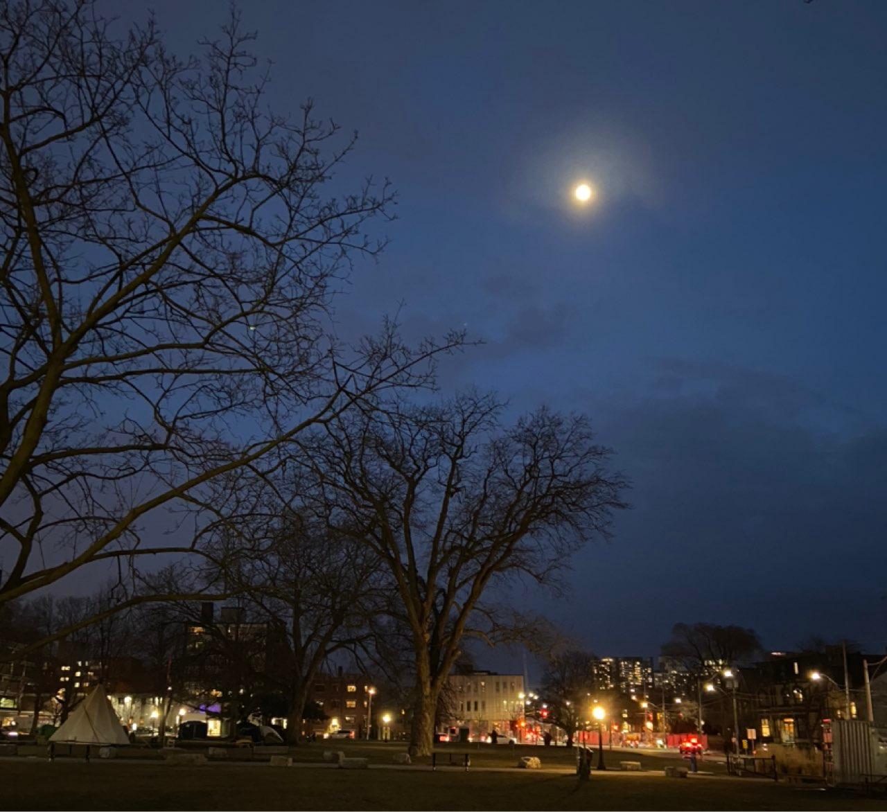 The Moon over Toronto, Canada — full moon, Lunar Day 13