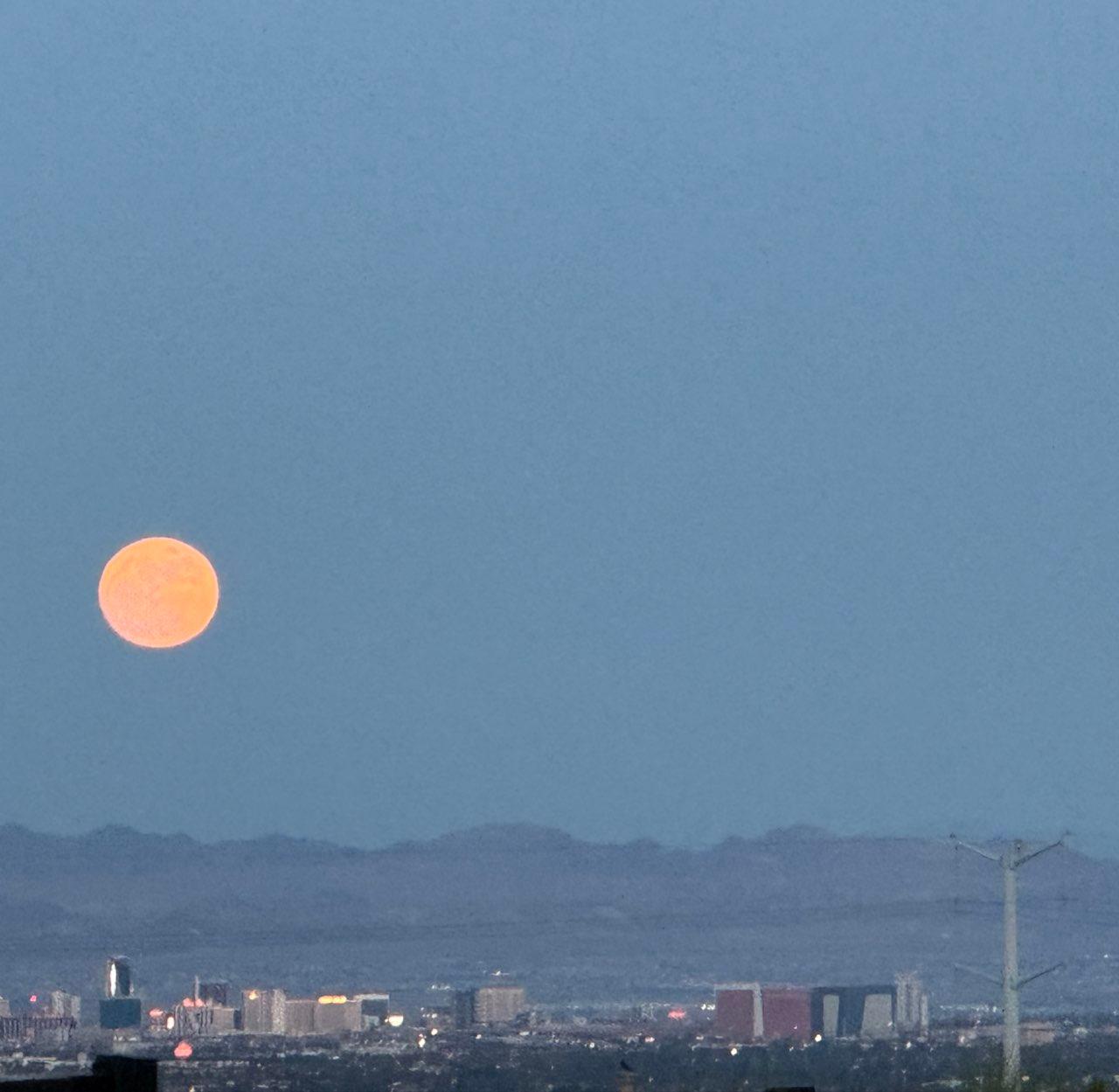 The Moon over Las Vegas, United States — full moon, Lunar Day 15
