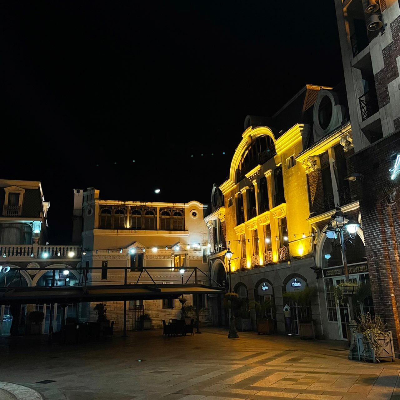 The Moon over Batumi, Georgia — first quarter, Lunar Day 8