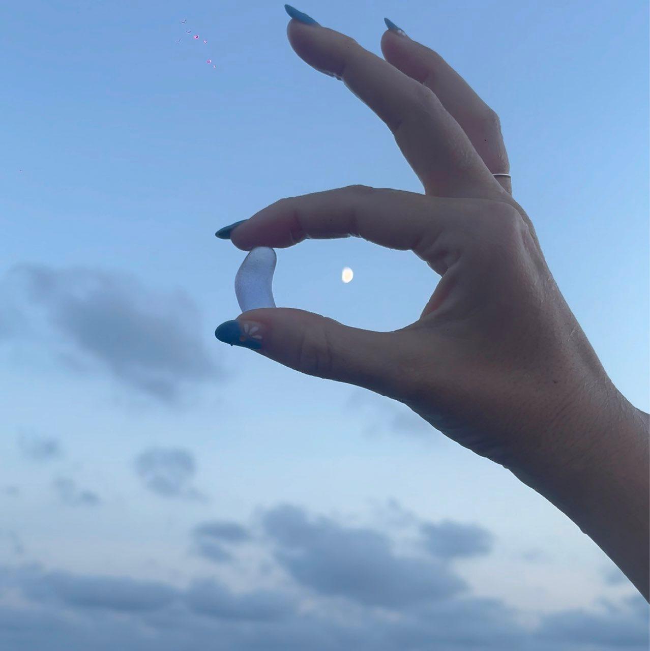 The Moon over El Prat de Llobregat, España — first quarter, Lunar Day 9