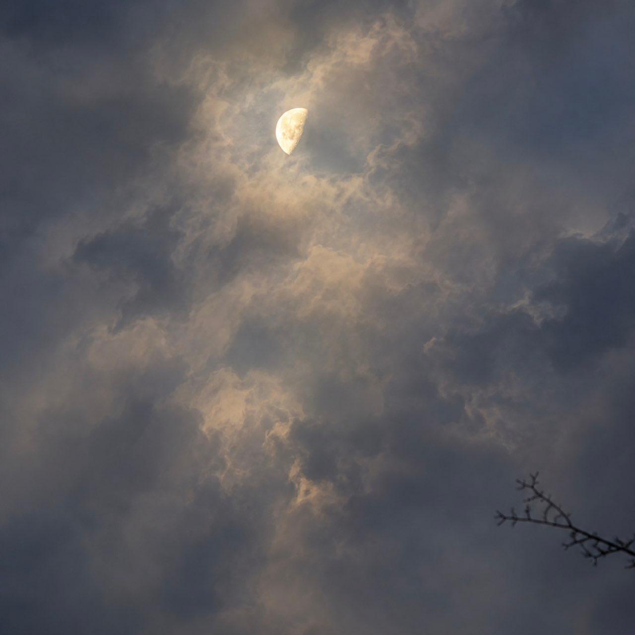 The Moon over Colorado Springs, United States — last quarter, Lunar Day 22