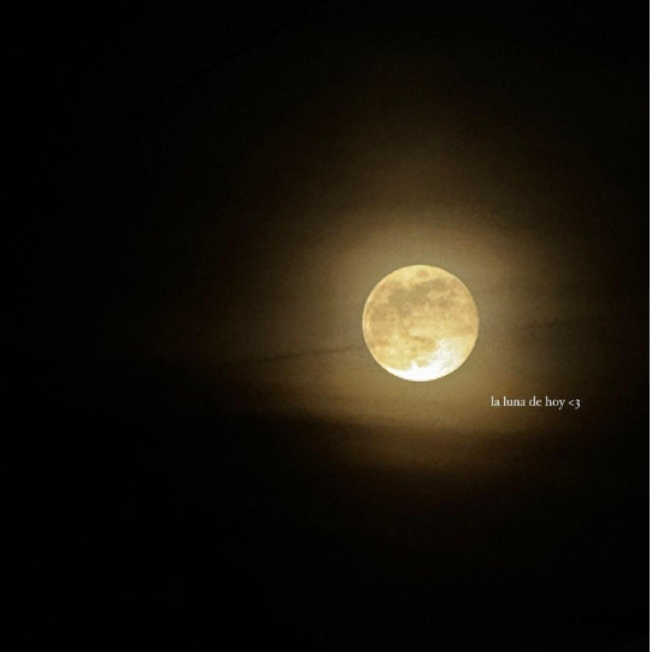The Moon over Toulouse, Francia — full moon, Lunar Day 15